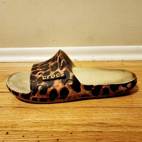Crocs Classic Animal Slide Remix Women's Size 10 Leopard Cheetah Print Sandals - Picture 6 of 12
